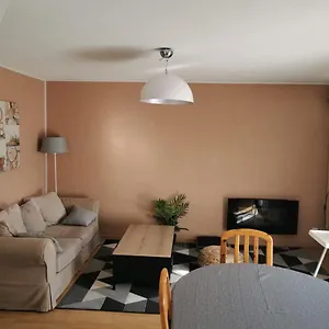 Appartement Beau T3 Place Parking, Vue Dégagée Proche Centre, Bagnères-de-Luchon